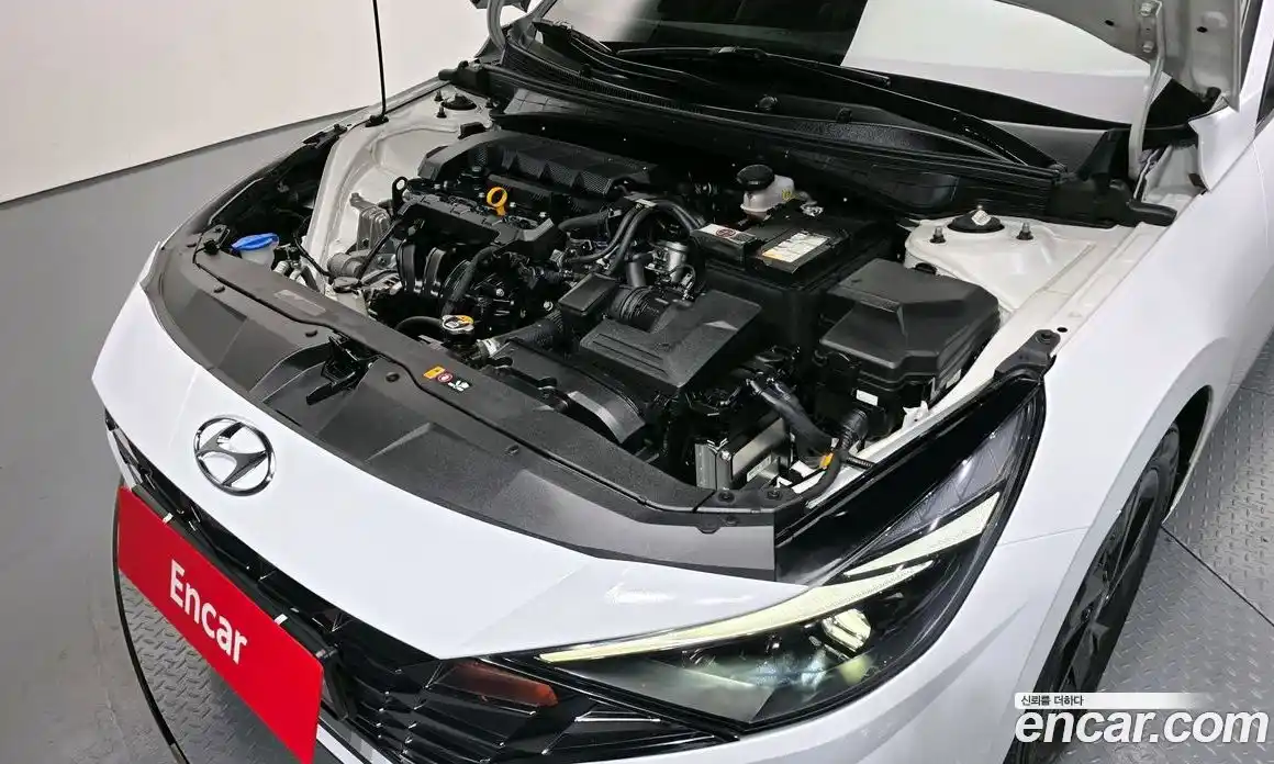 Hyundai Avante 2021 1.6 гидро в Москве № 45834, фото 6