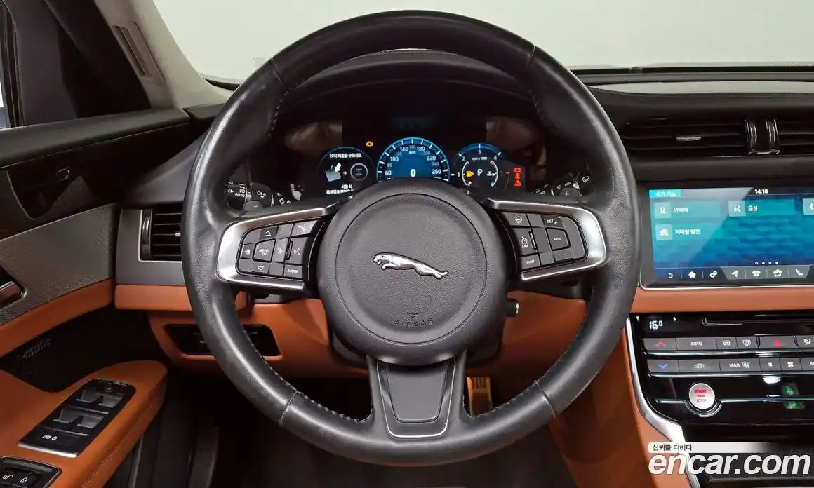 Jaguar XF 2019 2.0 гидро в Москве № 976530, фото 12