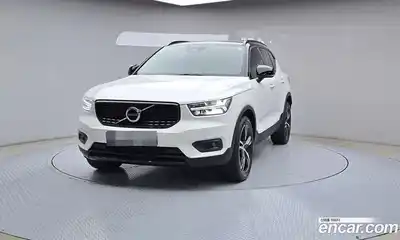 Volvo XC40, 2021