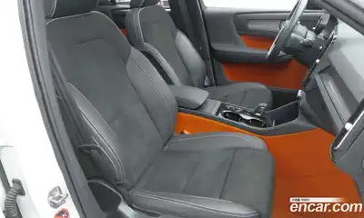 Volvo XC40 2021 2.0 гидро в Москве № 1195999, миниатюра 12