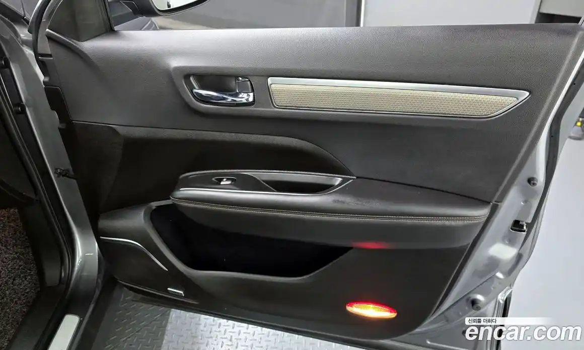 Renault QM6 2019 2.0 гидро в Москве № 1247617, фото 15
