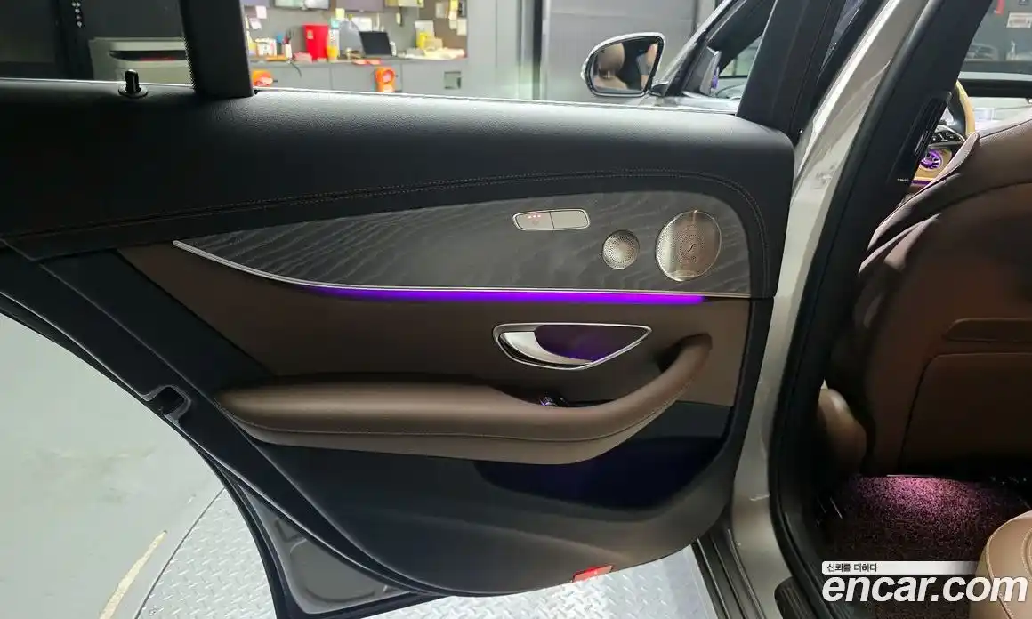 Mercedes-Benz E-Class 2022 2.0 гидро в Москве, фото 15