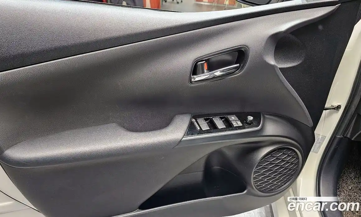 Toyota Prius 2019 1.8 гидро в Москве № 1292756, фото 14