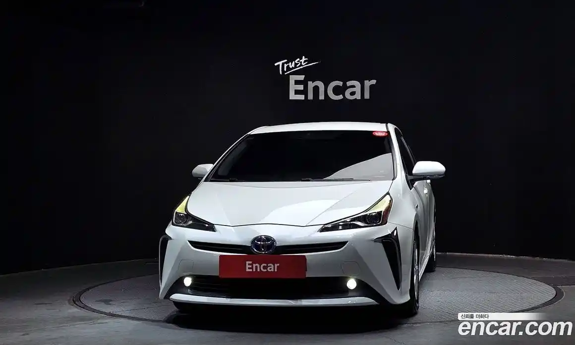 Toyota Prius 2019 1.8 гидро в Москве № 1292756, фото 3