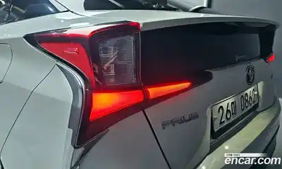 Toyota Prius 2019 1.8 гидро в Москве № 1292756, миниатюра 9