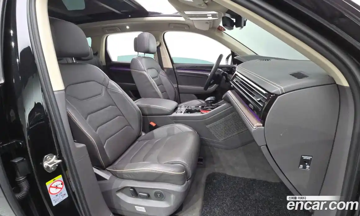 Volkswagen Touareg 2023 3.0 гидро в Москве № 1294032, фото 17