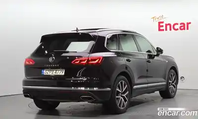 Volkswagen Touareg 2023 3.0 гидро в Москве № 1294032, миниатюра 2