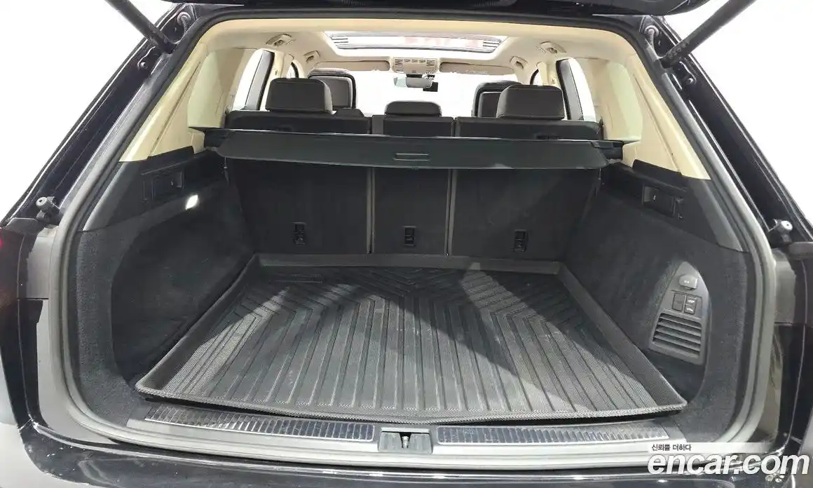 Volkswagen Touareg 2023 3.0 гидро в Москве № 1294032, фото 26