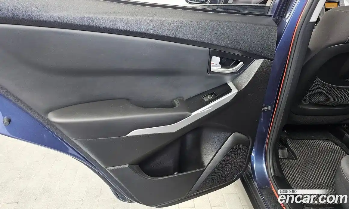 SsangYong Korando 2014 2.0 механика в Москве № 1319348, фото 15