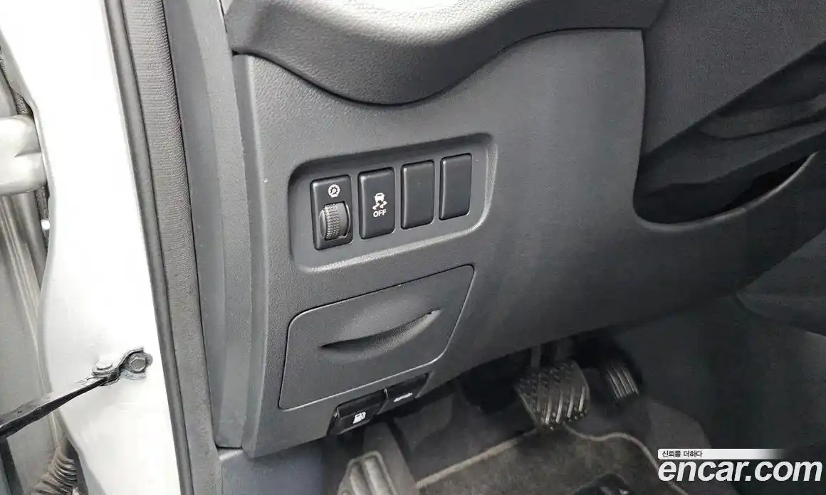 Renault QM5 2014 2.0 гидро в Москве № 1321196, фото 24