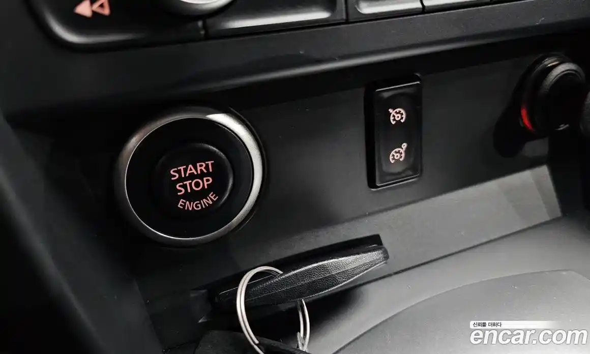Renault QM5 2014 2.0 гидро в Москве № 1321196, фото 28