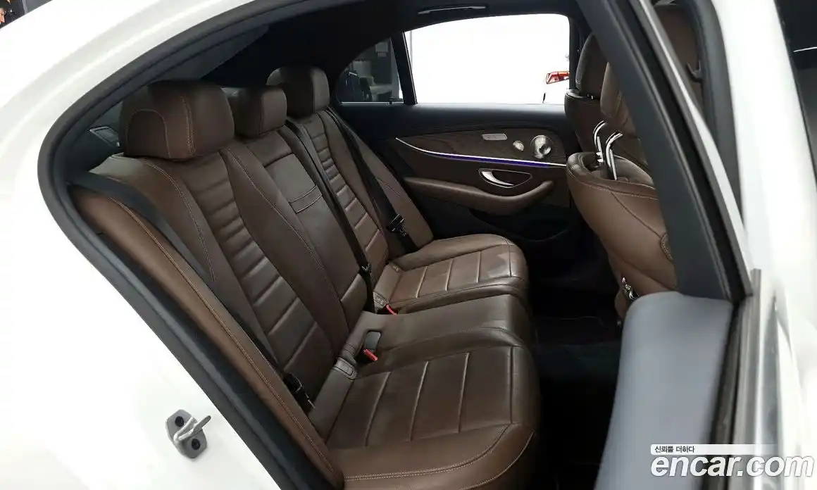 Mercedes-Benz E-Class 2022 1.9 гидро в Москве № 1322191, фото 17