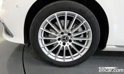 Mercedes-Benz E-Class 2022 1.9 гидро в Москве № 1322191, миниатюра 5