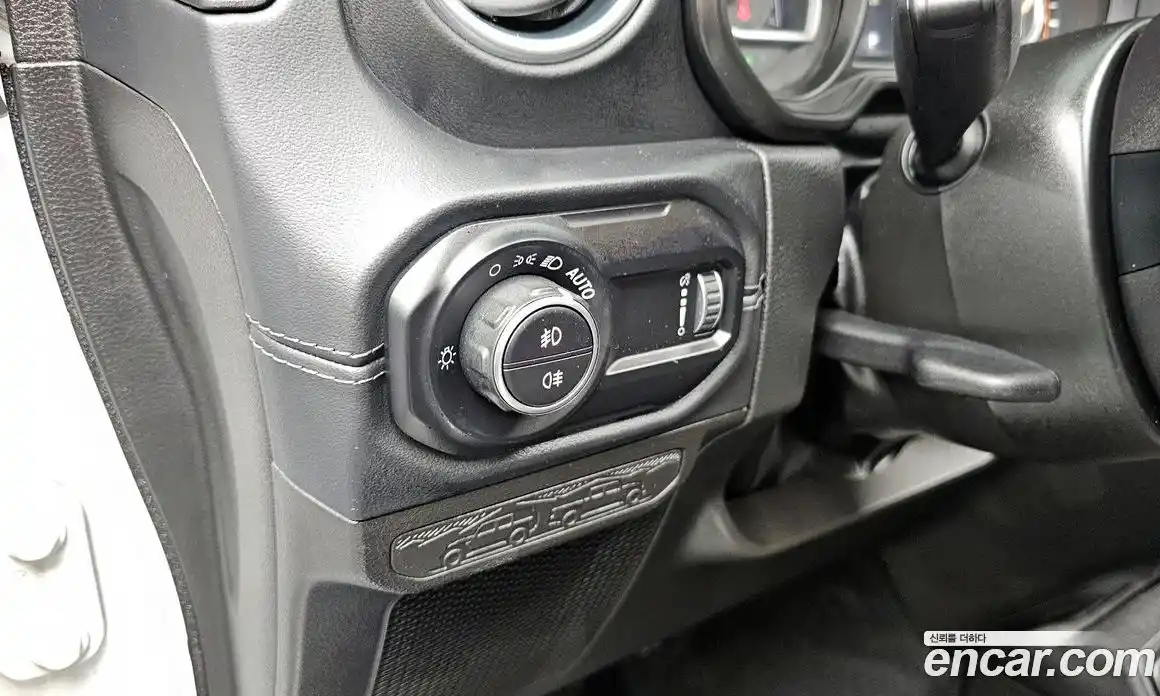 Jeep Wrangler 2024 2.0 гидро в Москве № 1323629, фото 24