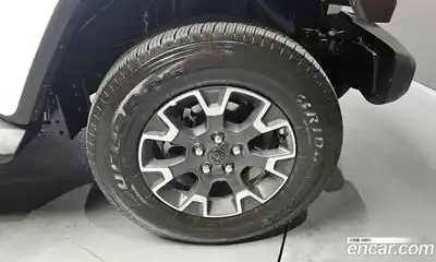 Jeep Wrangler 2024 2.0 гидро в Москве № 1323629, миниатюра 7