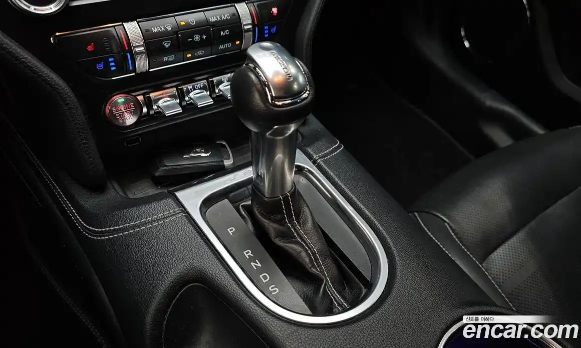 Ford Mustang 2019 2.3 гидро в Москве № 1323964, фото 12