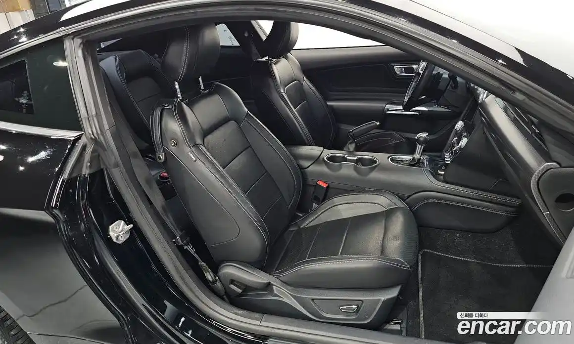 Ford Mustang 2019 2.3 гидро в Москве № 1323964, фото 16