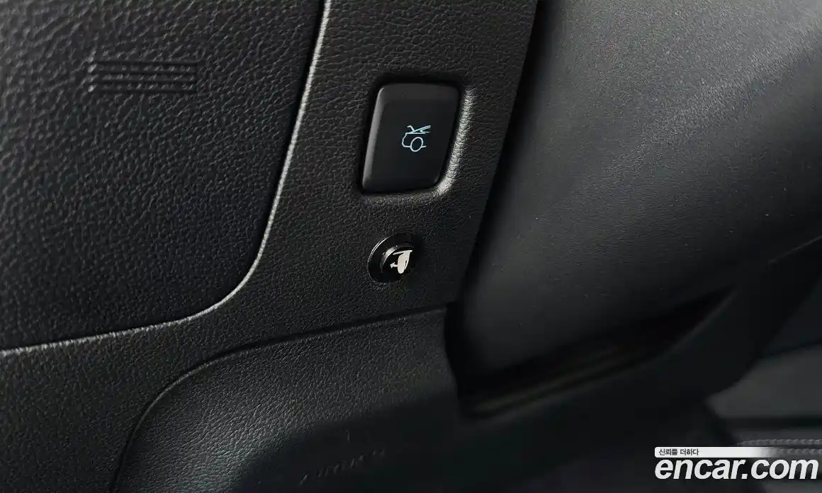 Ford Mustang 2019 2.3 гидро в Москве № 1323964, фото 28