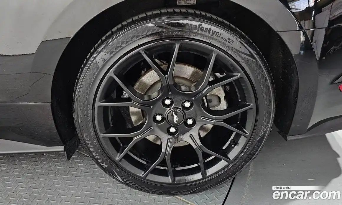 Ford Mustang 2019 2.3 гидро в Москве № 1323964, фото 7