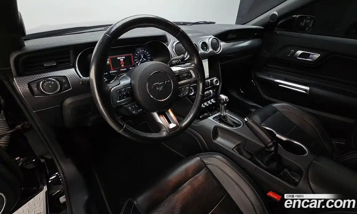 Ford Mustang 2019 2.3 гидро в Москве № 1323964, фото 10
