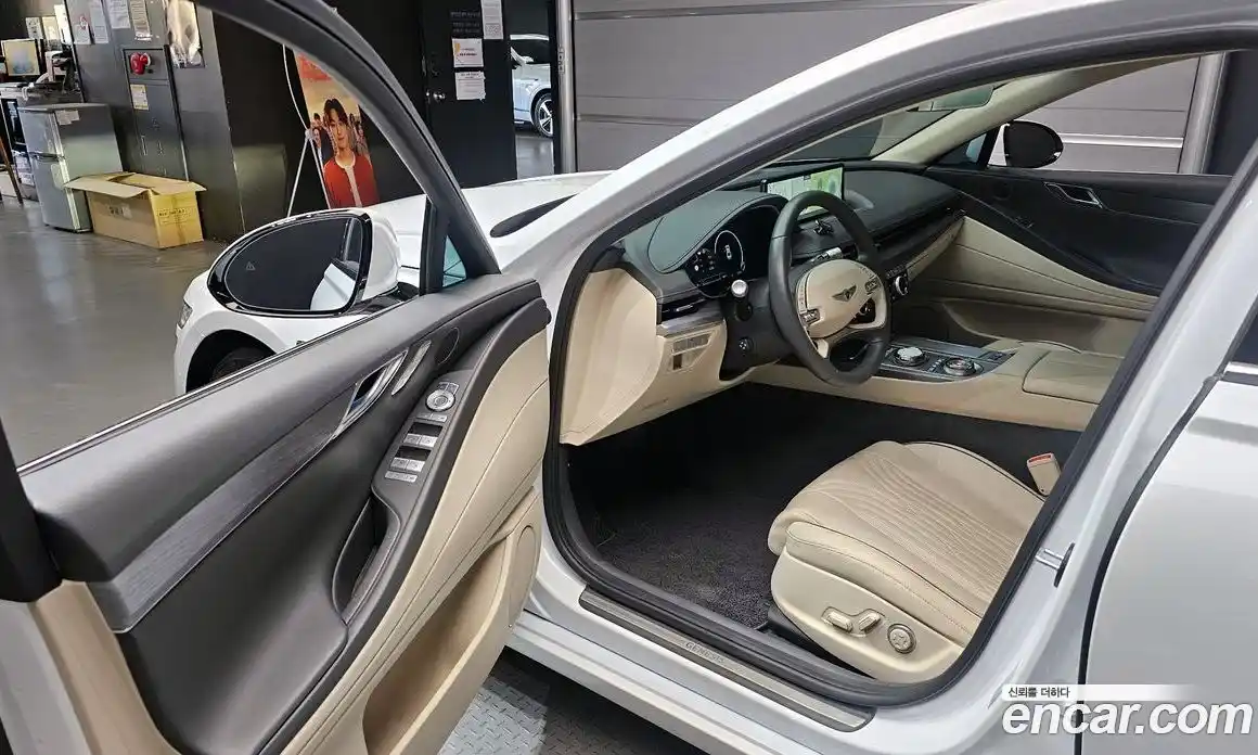 Genesis G80 2023 2.5 гидро в Москве, фото 13