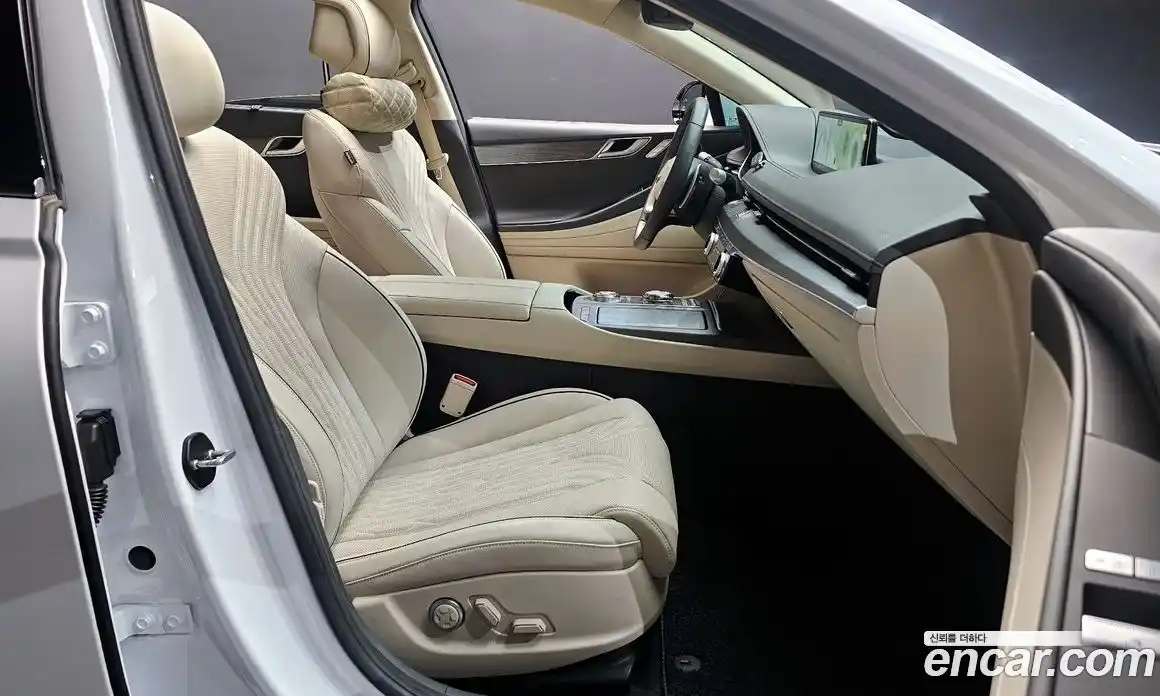 Genesis G80 2023 2.5 гидро в Москве, фото 17