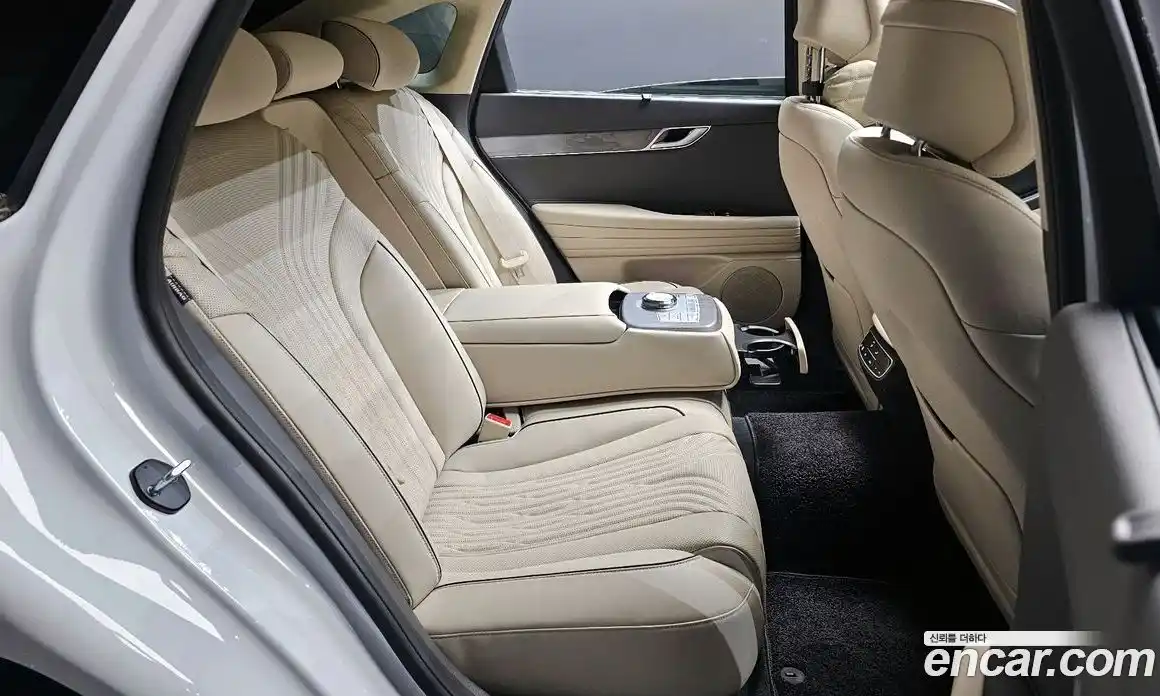 Genesis G80 2023 2.5 гидро в Москве, фото 18