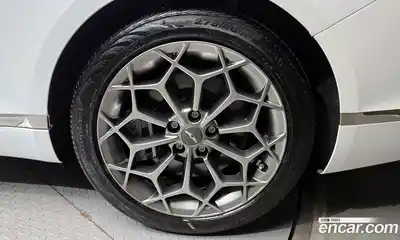 Genesis G80 2023 2.5 гидро в Москве, миниатюра 7