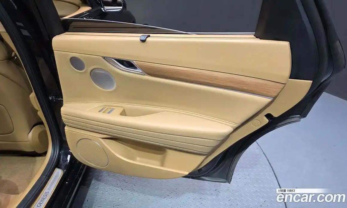 Genesis G80 2024 2.5 гидро в Москве, фото 14