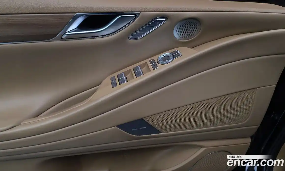Genesis G80 2024 2.5 гидро в Москве, фото 32