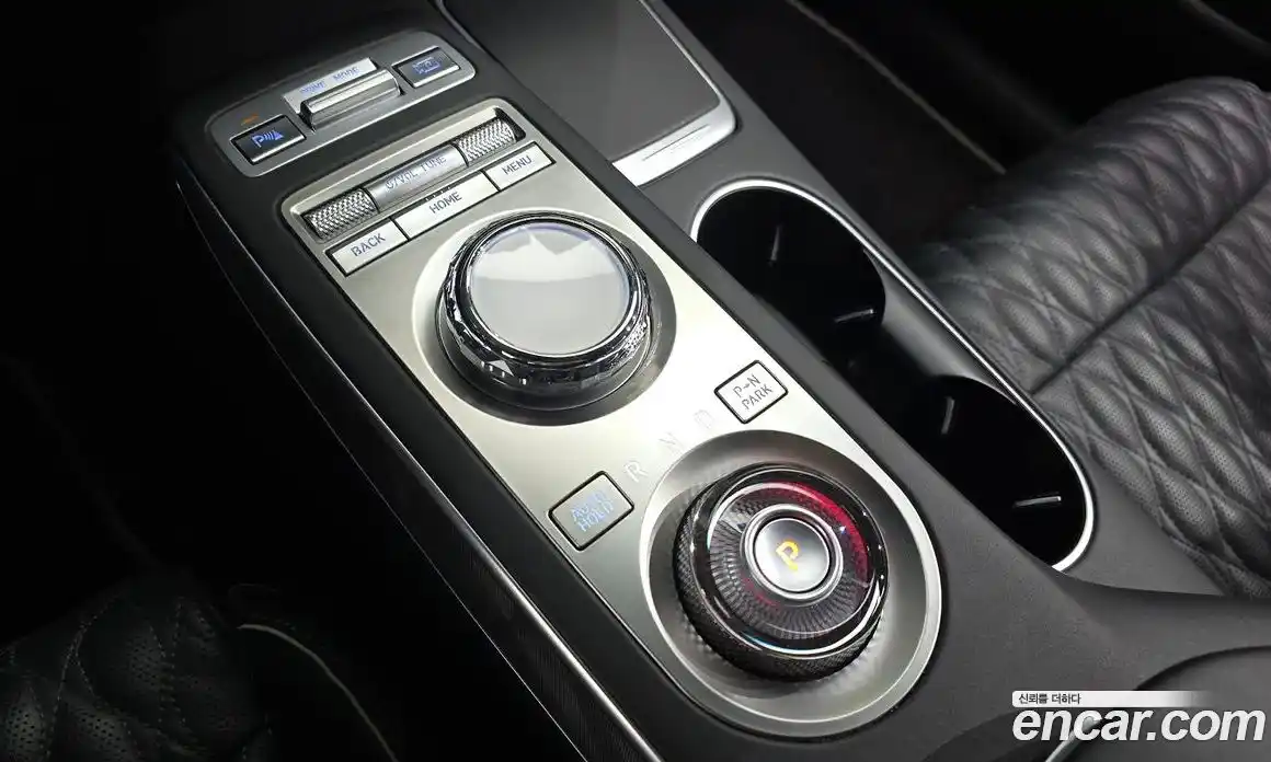 Genesis GV70 2021 2.5 гидро в Москве № 1343497, фото 12