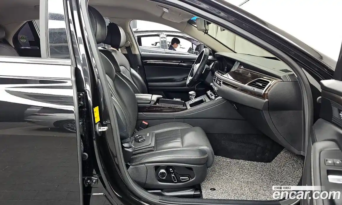 Genesis G90 2019 3.8 гидро в Москве, фото 17