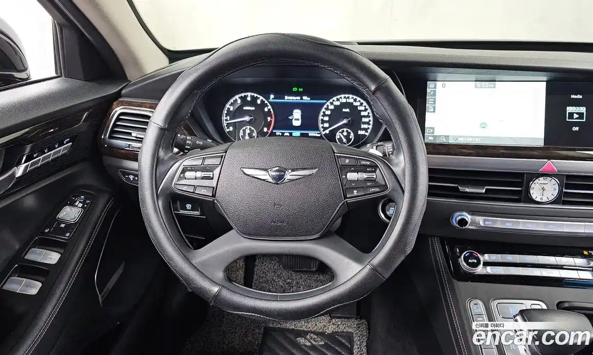 Genesis G90 2019 3.8 гидро в Москве, фото 19