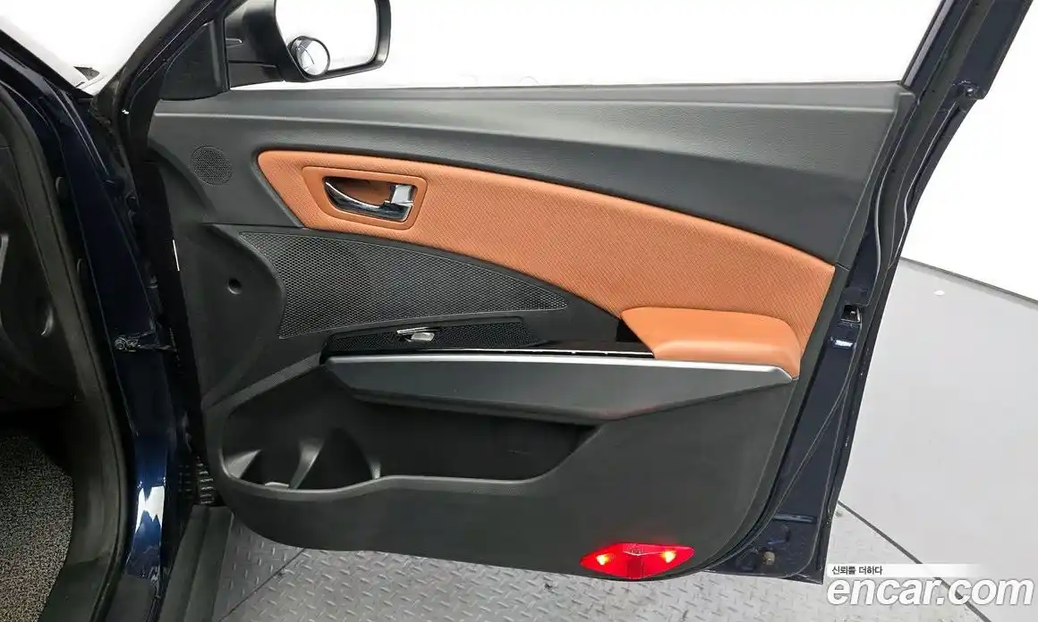 SsangYong TIBOLI 2018 1.6 гидро в Москве, фото 14