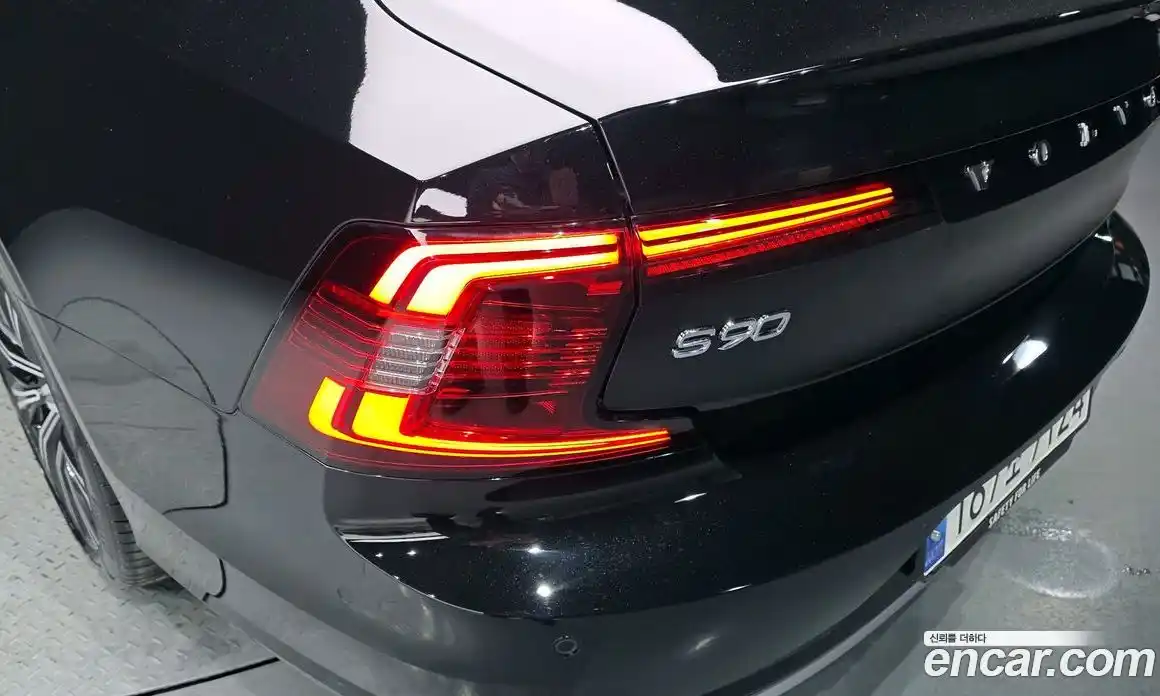 Volvo S90 2024 2.0 гидро в Москве № 1348709, фото 9