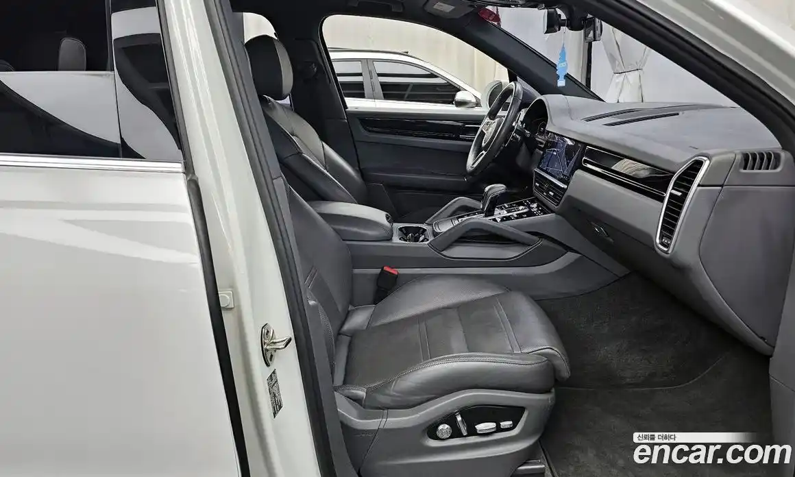 Porsche Cayenne 2019 3.0 гидро в Москве № 1349186, фото 17