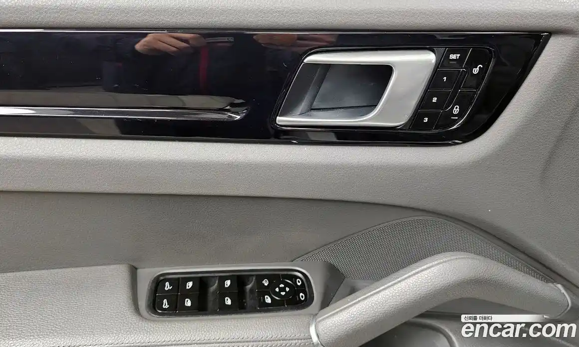 Porsche Cayenne 2019 3.0 гидро в Москве № 1349186, фото 32