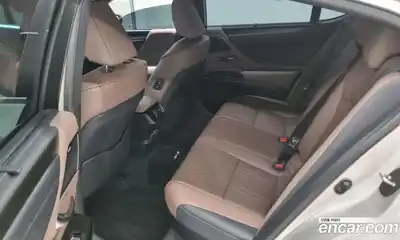 Lexus ES 2025 2.5 вариатор в Москве № 1350142, миниатюра 11