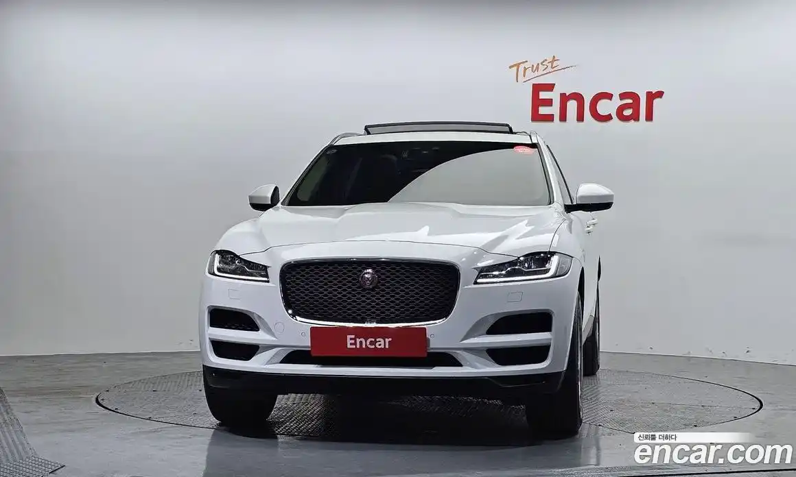 Jaguar F-Pace 2019 2.0 гидро в Москве № 1351099, фото 3
