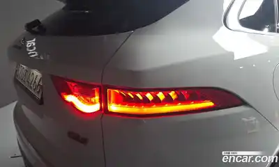 Jaguar F-Pace 2019 2.0 гидро в Москве № 1351099, миниатюра 9