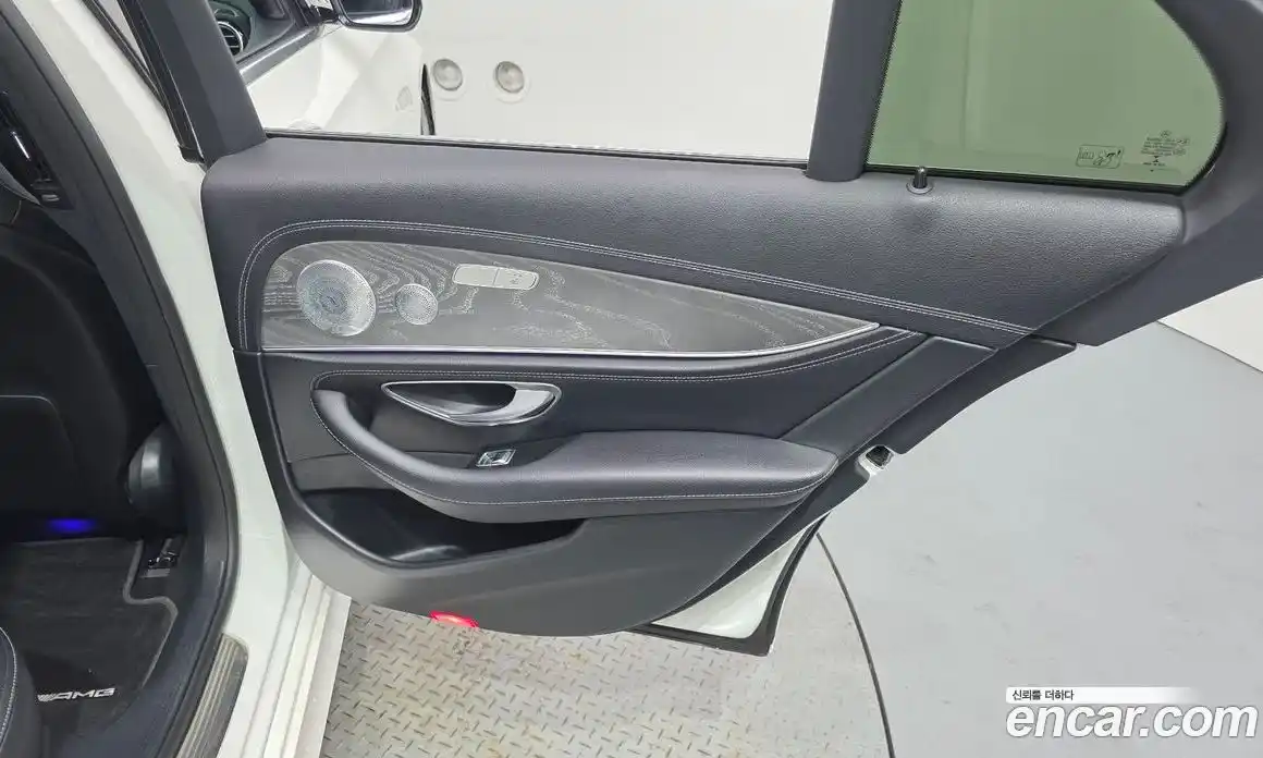 Mercedes-Benz E-Class 2020 2.0 гидро в Москве № 1403962, фото 15