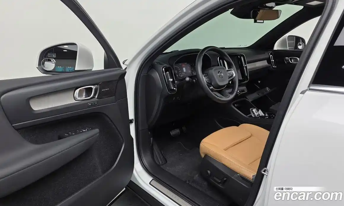 Volvo XC40 2020 2.0 гидро в Москве № 1404617, фото 13