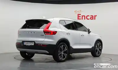 Volvo XC40 2020 2.0 гидро в Москве № 1404617, миниатюра 2