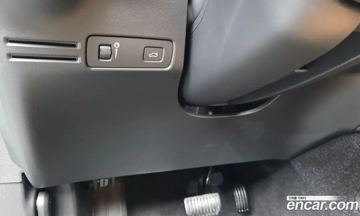 Volvo XC40 2020 2.0 гидро в Москве № 1404617, фото 32