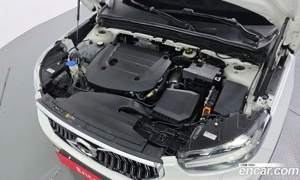 Volvo XC40 2020 2.0 гидро в Москве № 1404617, фото 6