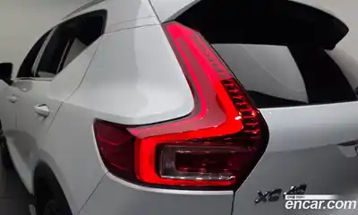 Volvo XC40 2020 2.0 гидро в Москве № 1404617, миниатюра 9