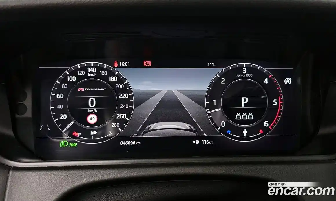 Land Rover Range-Rover Velar 2019 3.0 гидро в Москве № 1405076, фото 11