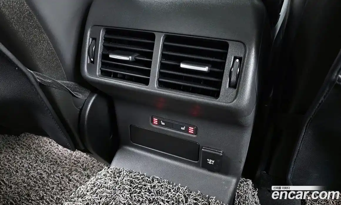 Land Rover Range-Rover Velar 2019 3.0 гидро в Москве № 1405076, фото 24