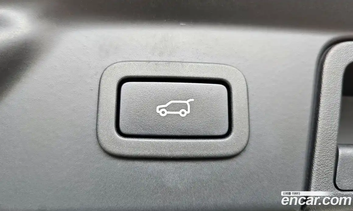 Land Rover Range-Rover Velar 2019 3.0 гидро в Москве № 1405076, фото 26