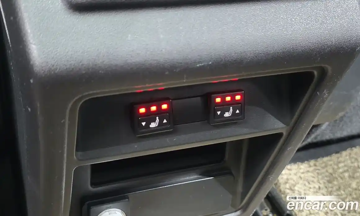 Land Rover Discovery Sport 2017 2.0 гидро в Москве № 1405178, фото 24
